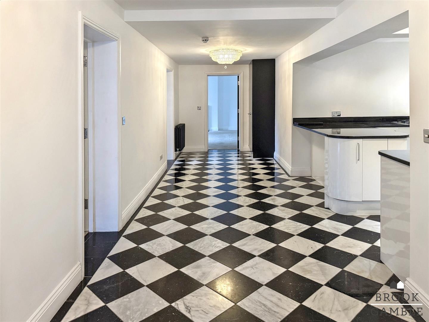 2 Bedroom Apartment. 13 Granville Road in Eastbourne,  9